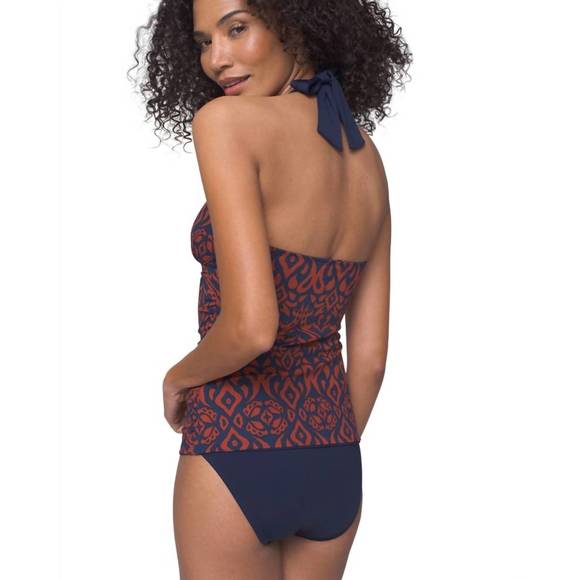 NEW TOMMY BAHAMA ikat diamonds reversible tankini top in navy - Picture 3 of 3